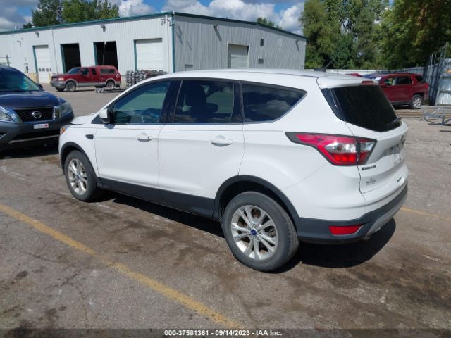 1FMCU0G9XHUA36705 Ford ESCAPE SE