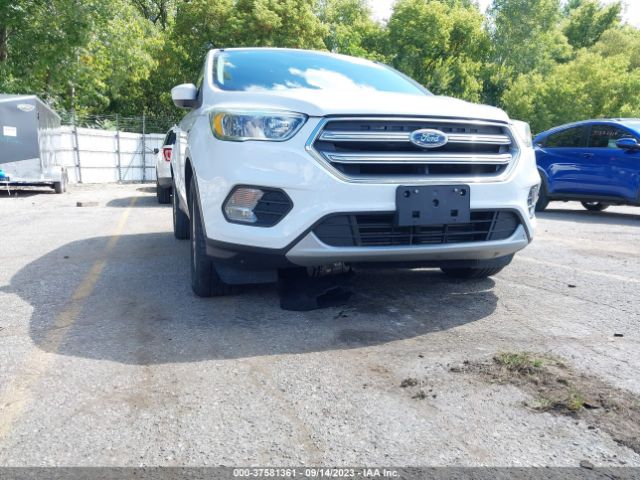 1FMCU0G9XHUA36705 Ford ESCAPE SE