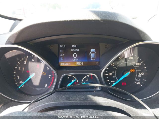 1FMCU0G9XHUA36705 Ford ESCAPE SE