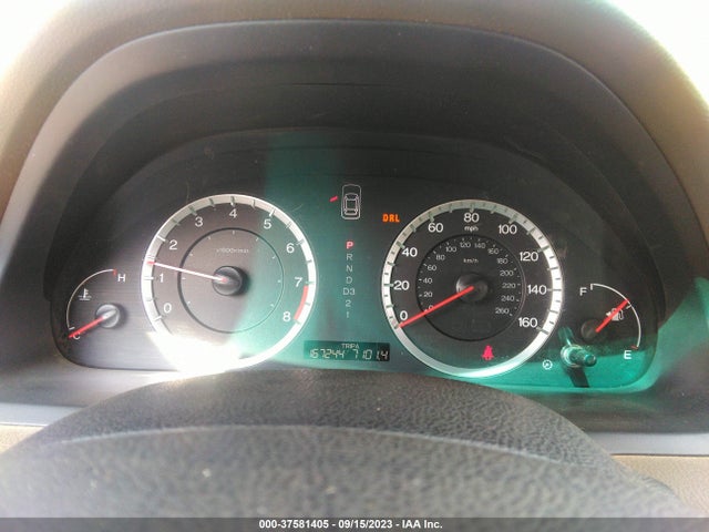 2009 HONDA ACCORD SDN EX-L VIN: 1HGCP26859A057580