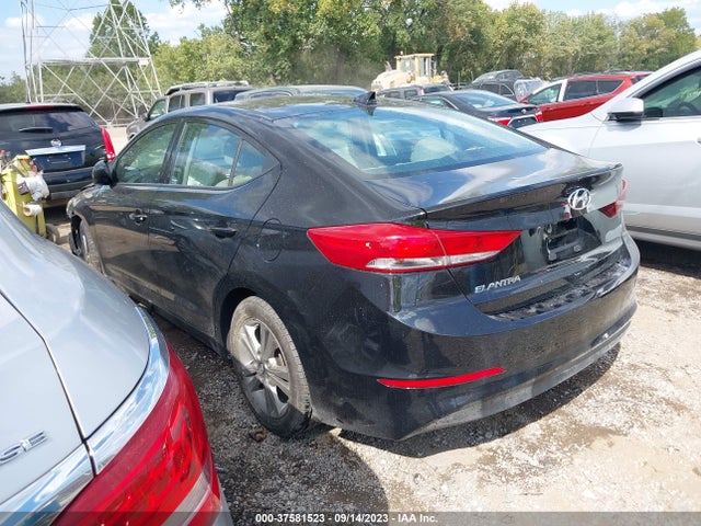 Hyundai ELANTRA SEL 2018 5NPD84LF9JH340852 Image 3