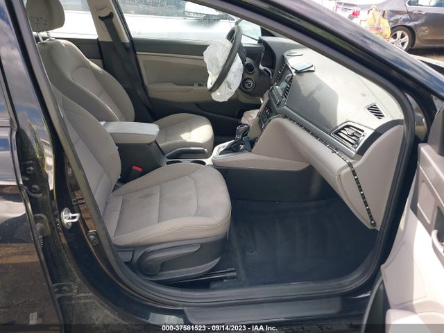 Hyundai ELANTRA SEL 2018 5NPD84LF9JH340852 Image 5