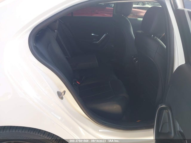 W1K3G4FBXMJ300420 Mercedes-Benz A-class A 220