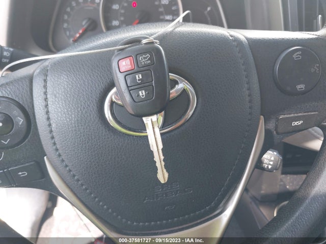 Toyota Rav4 Xle 2015 JTMRFREV4FD152038 Image 11