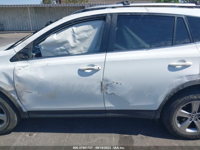 Toyota Rav4 Xle 2015 JTMRFREV4FD152038 Image 15