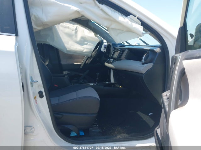 Toyota Rav4 Xle 2015 JTMRFREV4FD152038 Image 5