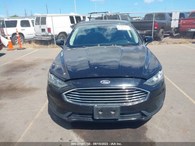 3FA6P0LU7KR185435 Ford Fusion Hybrid Se