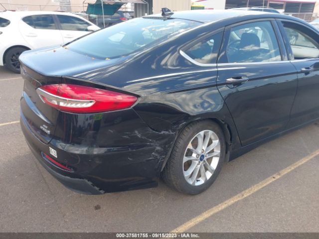 3FA6P0LU7KR185435 Ford Fusion Hybrid Se