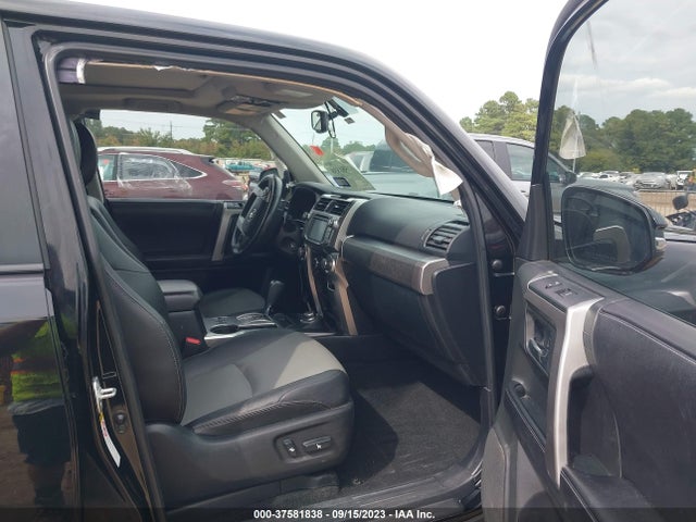 Toyota 4RUNNER SR5 2017 JTEBU5JR0H5415532 Image 5