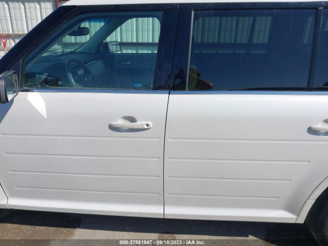 Ford FLEX SEL 2014 2FMGK5C83EBD31616 Image 15