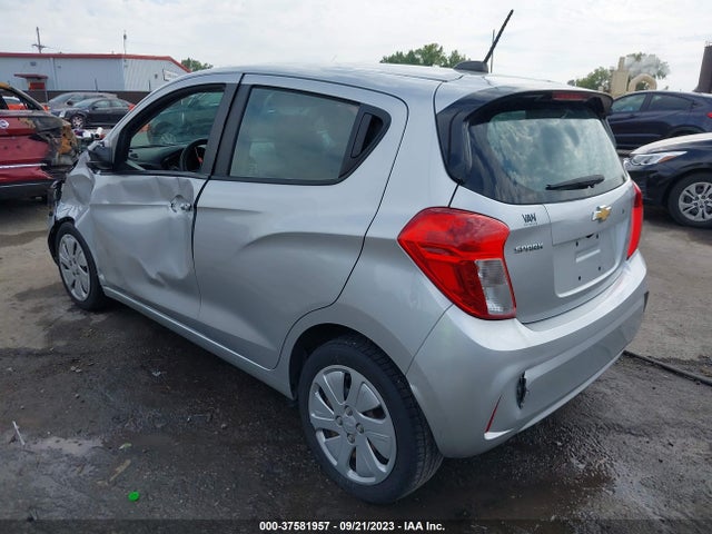 Chevrolet Spark Ls Cvt 2018 KL8CB6SA0JC460347 Image 3