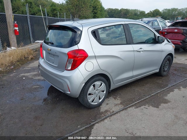 Chevrolet Spark Ls Cvt 2018 KL8CB6SA0JC460347 Image 4