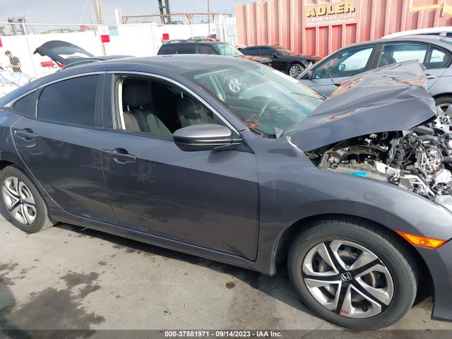 Honda Civic Lx 2018 2HGFC2F53JH609162 Image 13