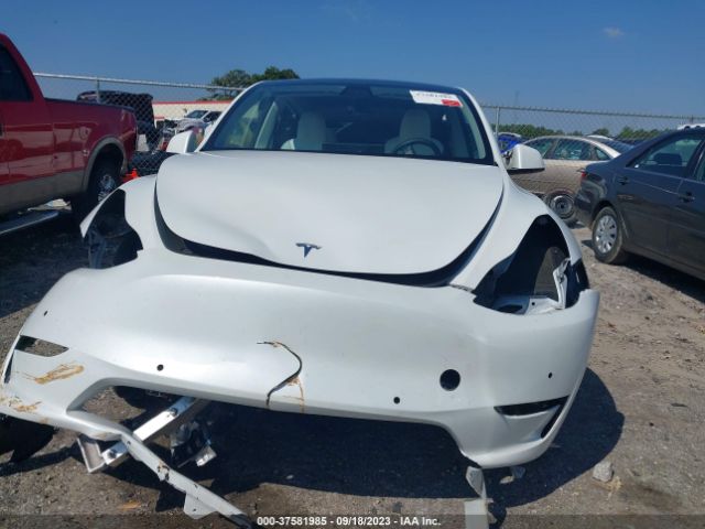 7SAYGDEE7NF418562 Tesla Model Y Long Range