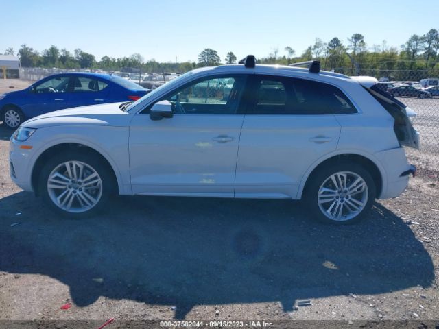 WA1BNAFYXK2074248 Audi Q5 Premium Plus