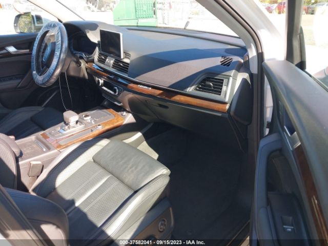 WA1BNAFYXK2074248 Audi Q5 Premium Plus