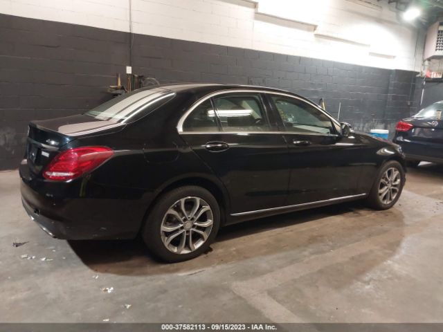 55SWF4KB3FU012537 Mercedes-Benz C 300 Sport 4matic/luxury 4matic/4matic