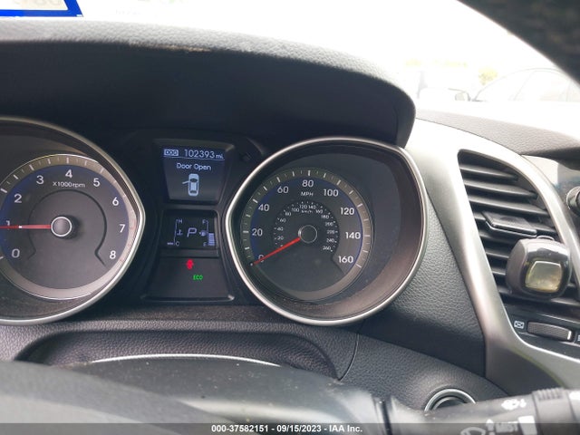 2013 HYUNDAI ELANTRA GT VIN: KMHD35LE8DU152390