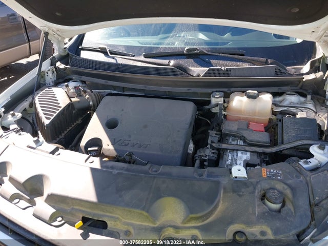 Chevrolet Traverse Ls 2018 1GNEVFKW6JJ271286 Image 10