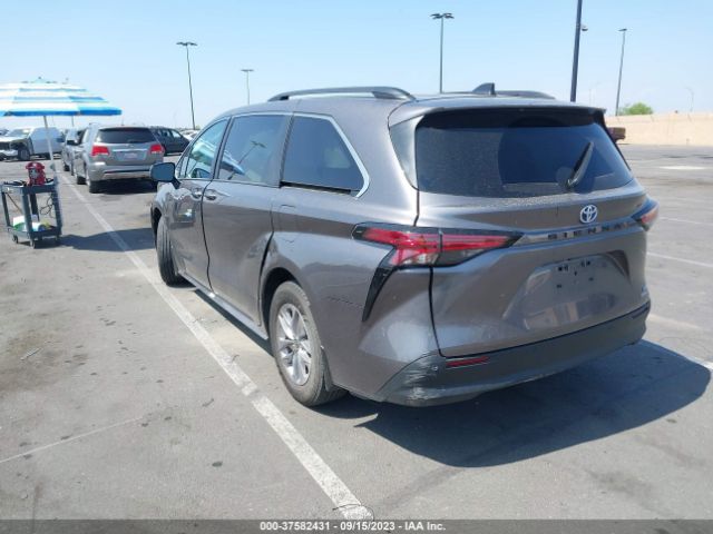 5TDJRKEC8NS089233 Toyota SIENNA XLE
