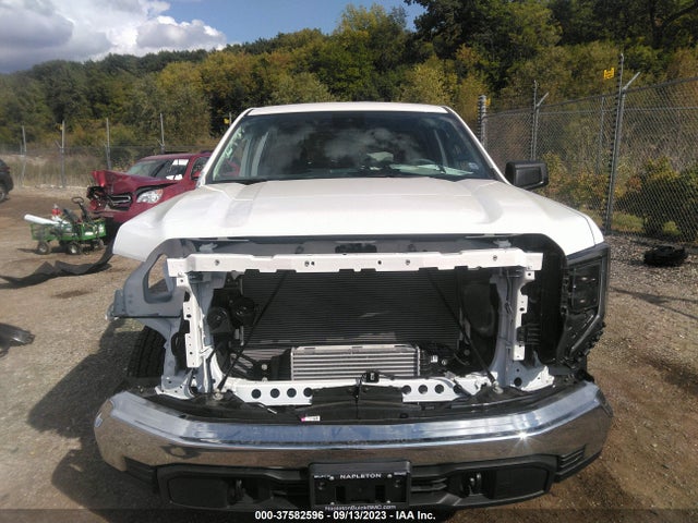 GMC Sierra 1500 Pro 2023 1GTRUAEKXPZ240321 Image 13
