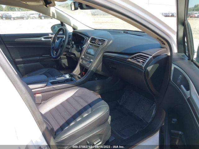 3FA6P0CD5KR193467 Ford FUSION SEL