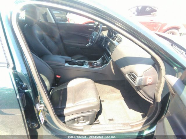 SAJAE4BV7HA970831 Jaguar Xe 35t Prestige