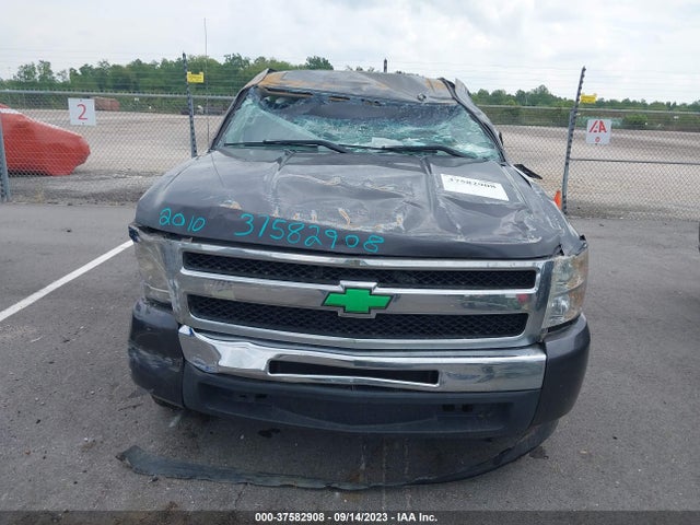 2010 CHEVROLET SILVERADO 1500 LT VIN: 1GCSCSE05AZ107935
