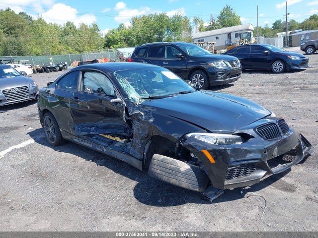 2016 WBA1J9C5XGV372386 main image