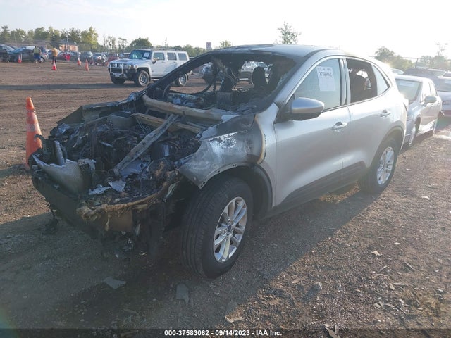 Ford ESCAPE SE 2020 1FMCU9G61LUA29080 Image 2