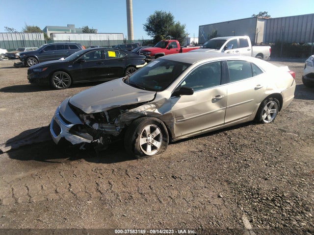 Chevrolet MALIBU LS 2015 1G11B5SLXFF347854 Image 2