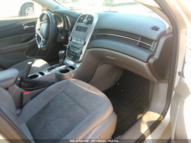 Chevrolet MALIBU LS 2015 1G11B5SLXFF347854 Image 5