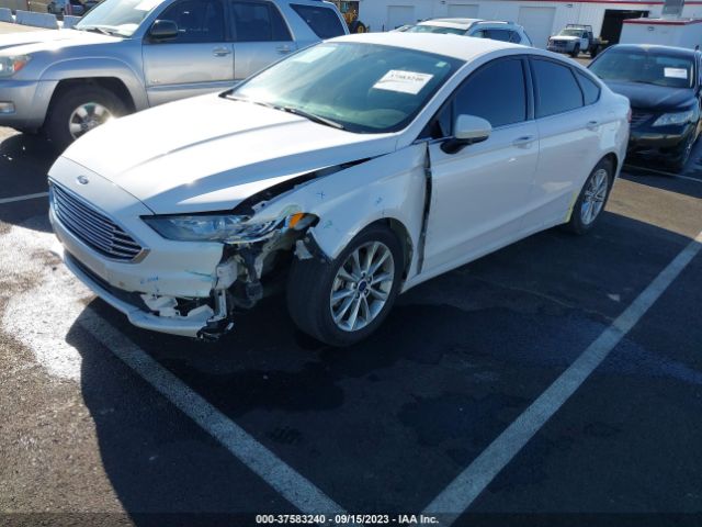 3FA6P0H73HR110517 Ford FUSION SE