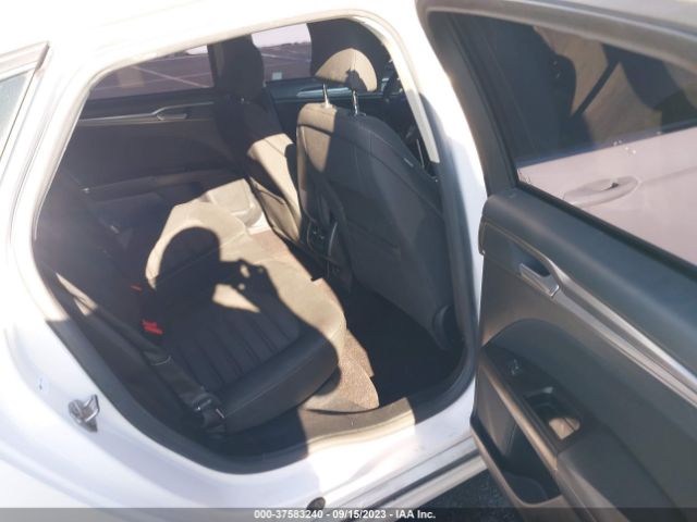 3FA6P0H73HR110517 Ford FUSION SE