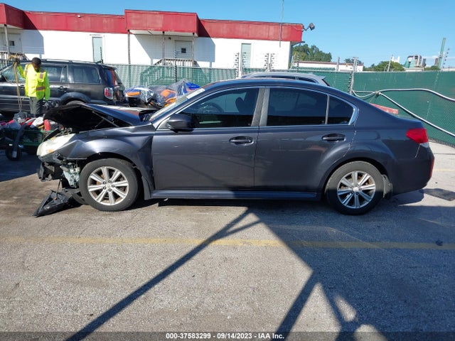 2011 SUBARU LEGACY 2.5I PREM AWP/PWR MOON VIN: 4S3BMBG62B3261389