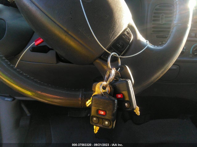 2002 FORD F-150 XL/XLT/LARIAT/KING RANCH VIN: 2FTRX18L32CA42357