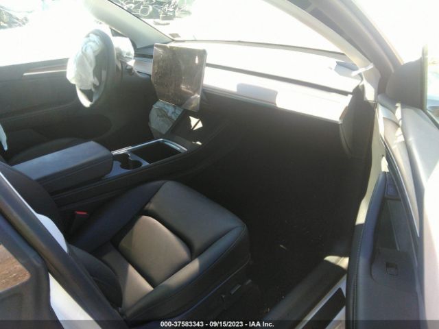 7SAYGDEE6PF676039 Tesla Model Y Long Range