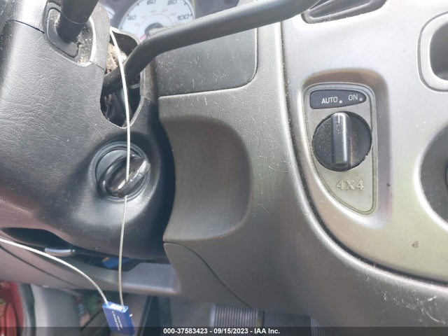 2004 FORD ESCAPE XLT VIN: 1FMCU93134KA44672