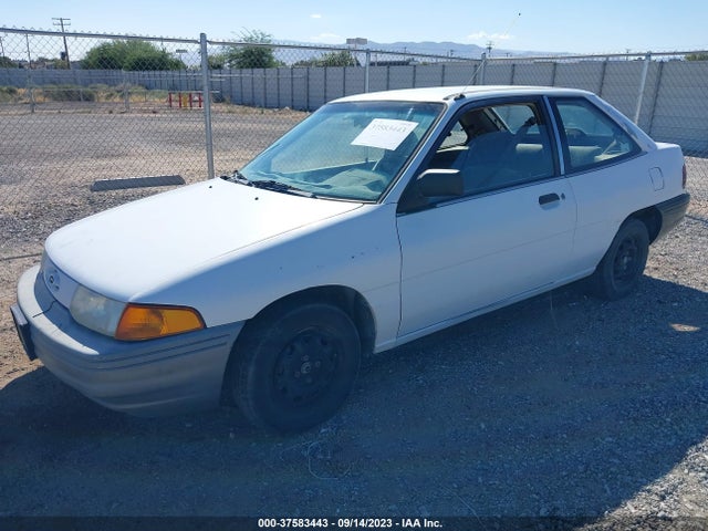 1993 FORD ESCORT VIN: 1FAPP10J0PW225802