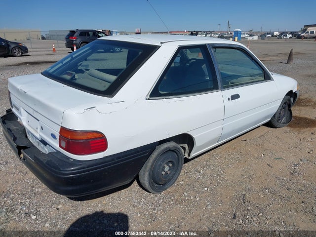 1993 FORD ESCORT VIN: 1FAPP10J0PW225802