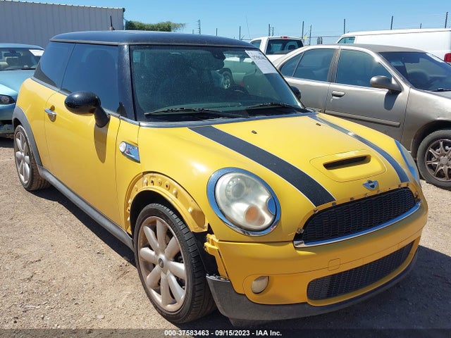 2007 MINI COOPER HARDTOP S VIN: WMWMF73527TL89343