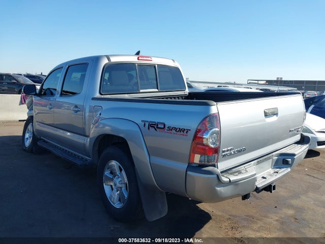 Toyota Tacoma Prerunner 2015 3TMJU4GNXFM187089 Image 3