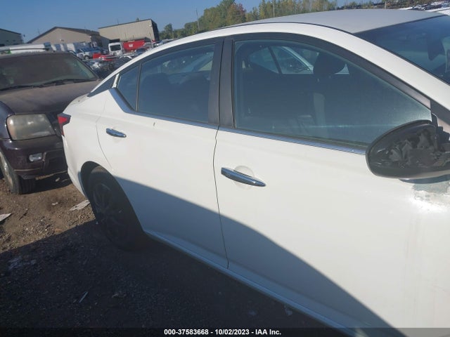 Nissan Altima 2.5 S 2019 1N4BL4BV1KC239693 Image 13