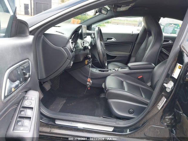 Mercedes-Benz CLA 250 2016 WDDSJ4EB3GN362009 Image 5