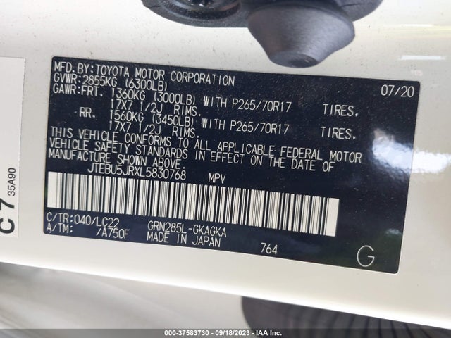 Toyota 4RUNNER SR5 2020 JTEBU5JRXL5830768 Image 9