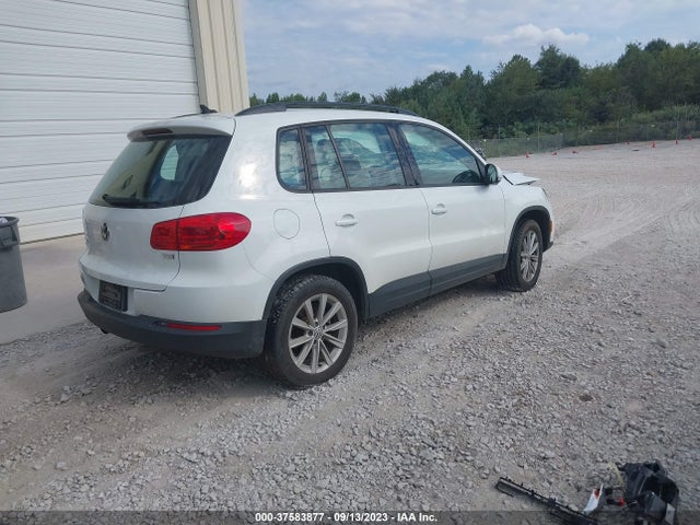 2018 VOLKSWAGEN TIGUAN LIMITED 2.0T VIN: WVGAV7AX1JK000133
