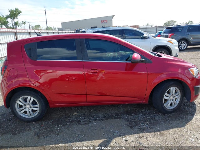 Chevrolet SONIC LT 2014 1G1JC6SH6E4117110 Image 13