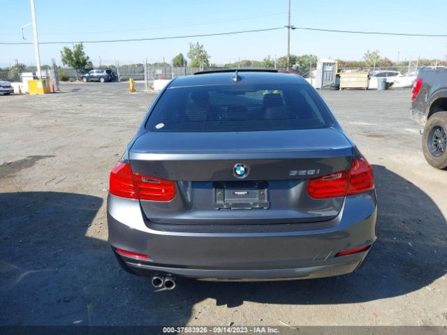 WBA3C1C5XEK114789 BMW 3 Series 328i