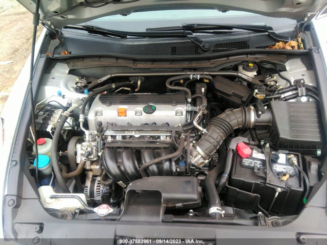 2010 HONDA ACCORD SDN EX-L VIN: 1HGCP2F81AA079774
