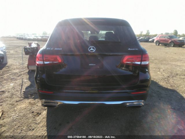 WDC0G4KB6JV014095 Mercedes-Benz Glc Glc 300